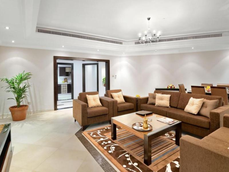 Al Majaz Premiere Hotel Apartments