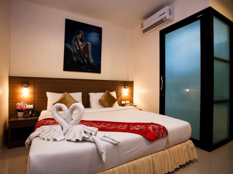 The Wave Patong Boutique Hotel