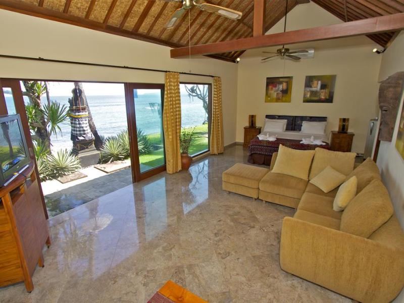 Bayshore Villas Candidasa