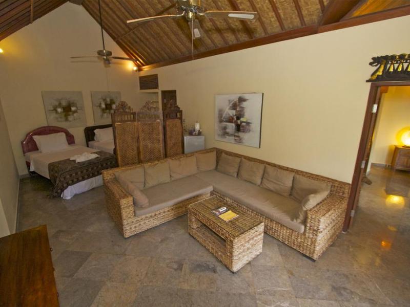 Bayshore Villas Candidasa