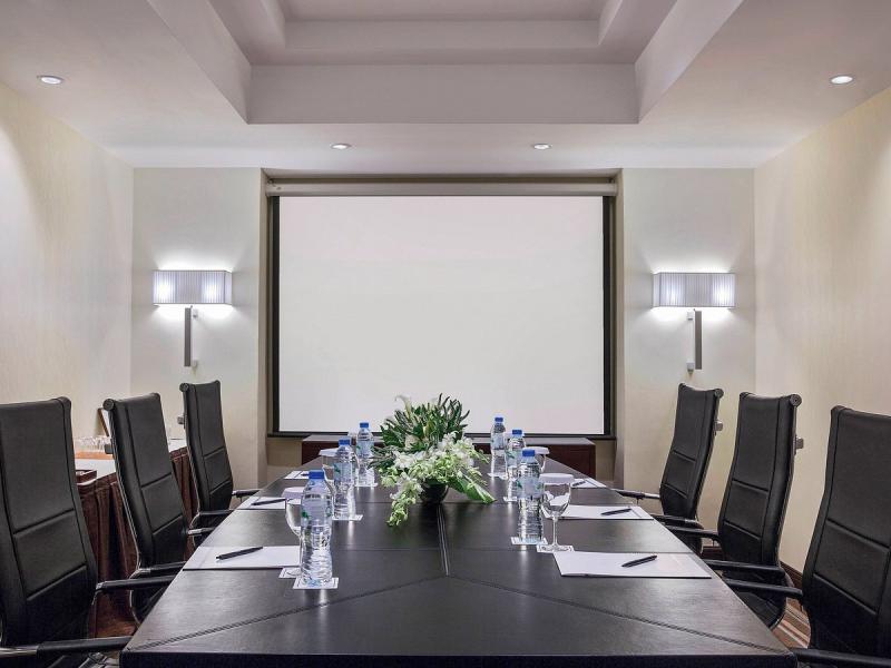 Movenpick Grand Al Bustan