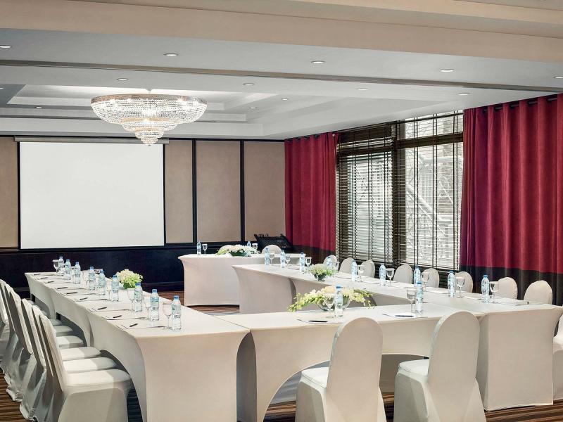 Movenpick Grand Al Bustan