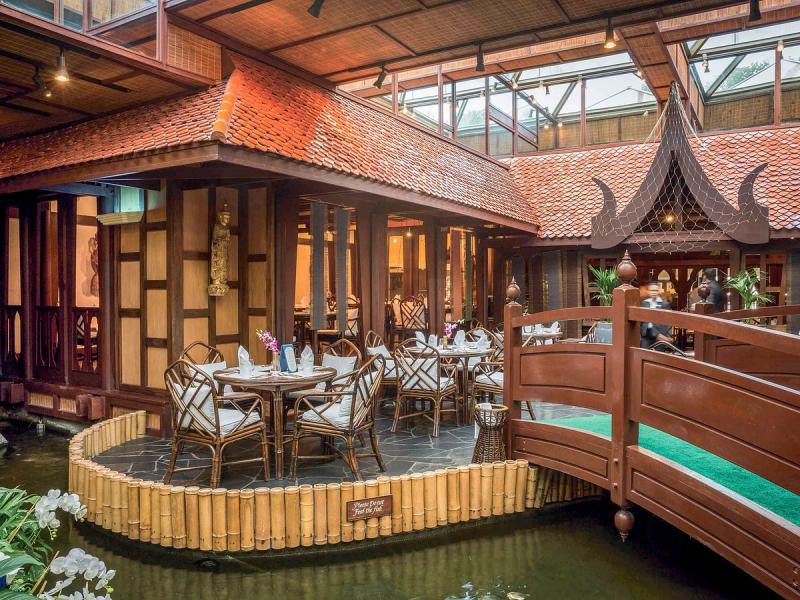 Movenpick Grand Al Bustan