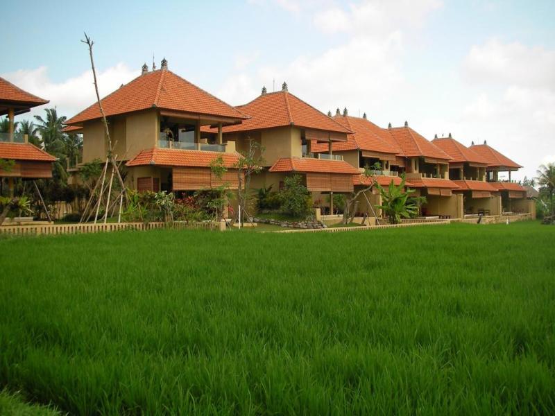 Green Field Hotel & Restaurant