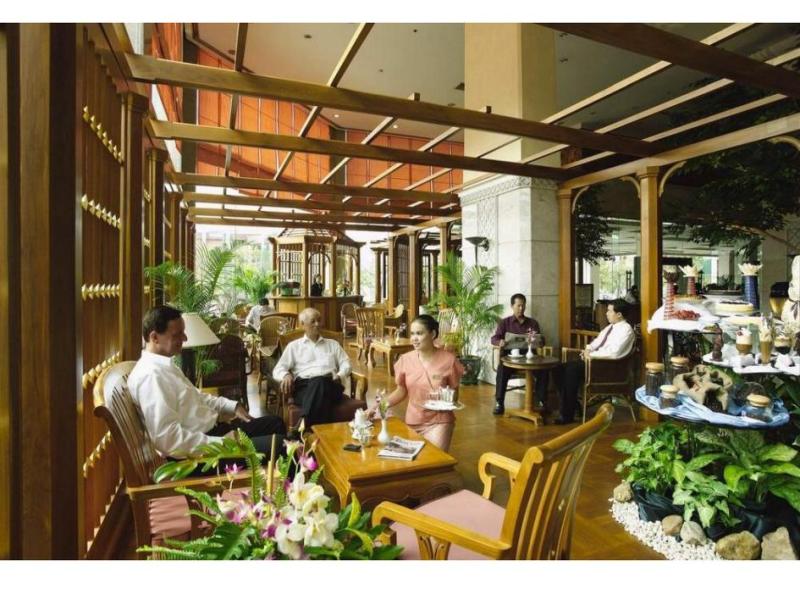 Ramada by Wyndham Bangkok Chaophya Park