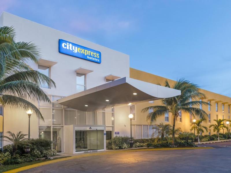 City Express Playa del Carmen