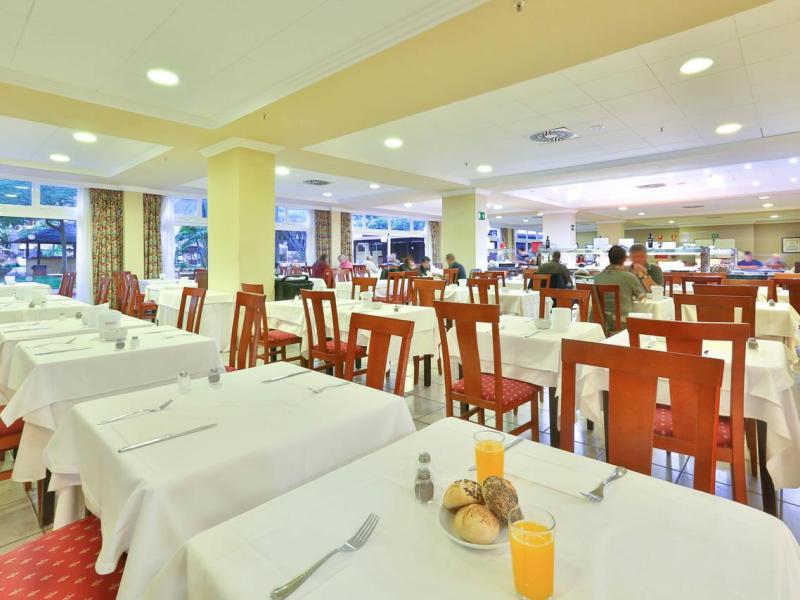 Blue Sea Puerto Resort