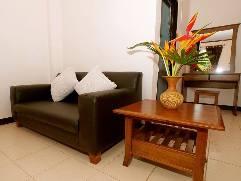 Seabreeze Hotel & Resort