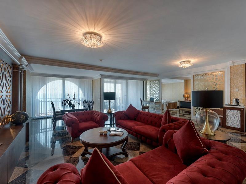 Quattro Beach Spa & Resort Hotel