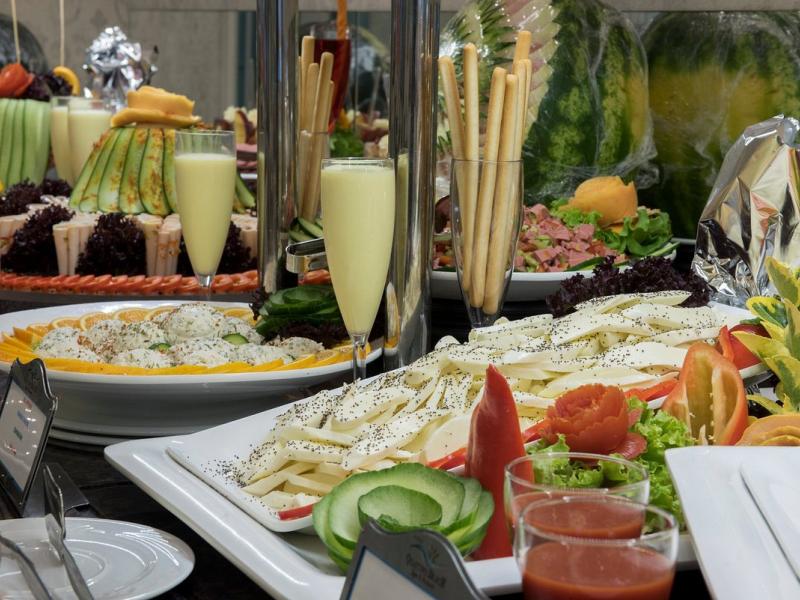 Quattro Beach Spa & Resort Hotel