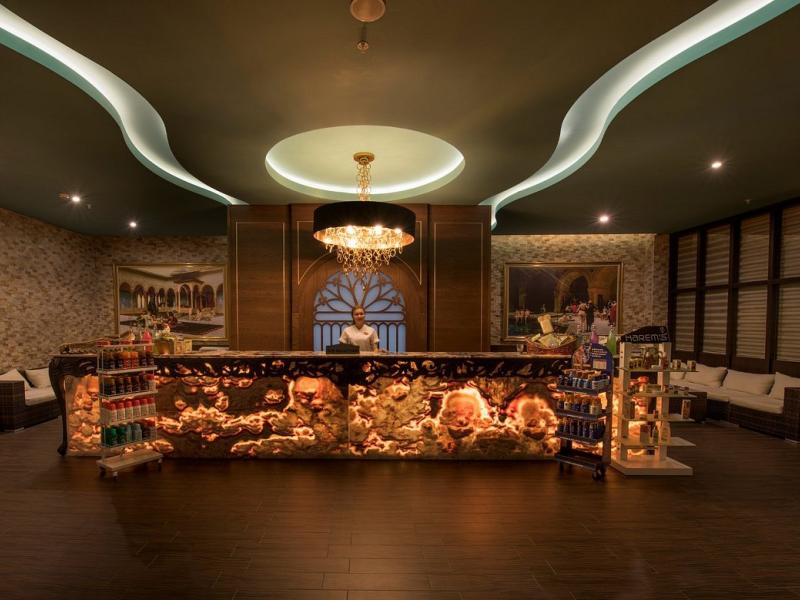 Quattro Beach Spa & Resort Hotel