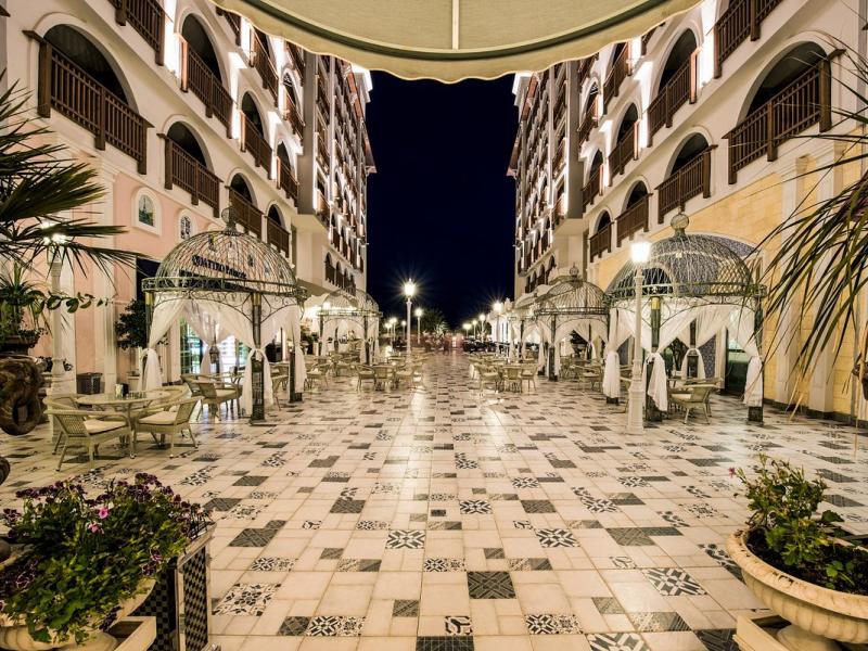 Quattro Beach Spa & Resort Hotel