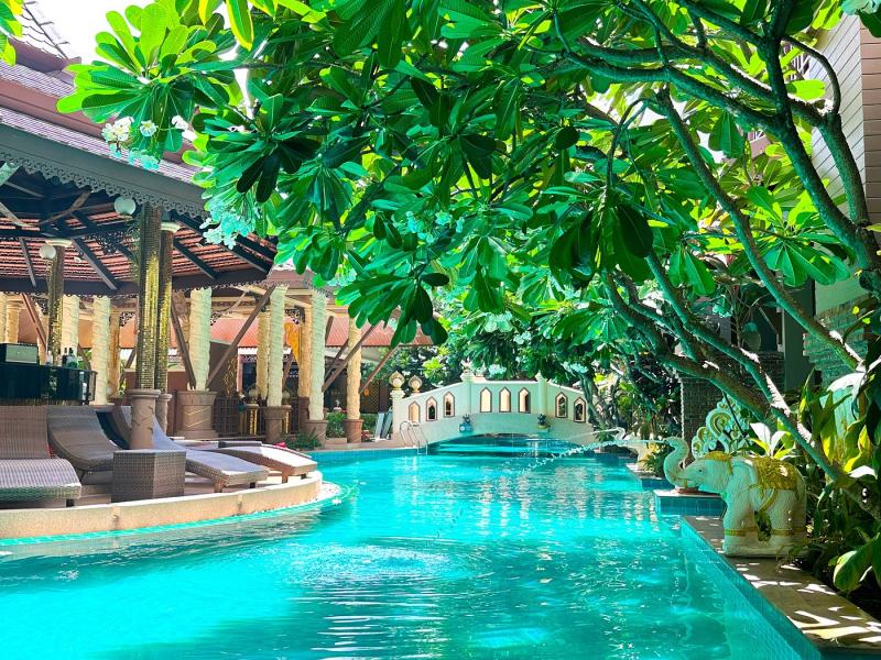 Quality Resort & Spa Patong Beach