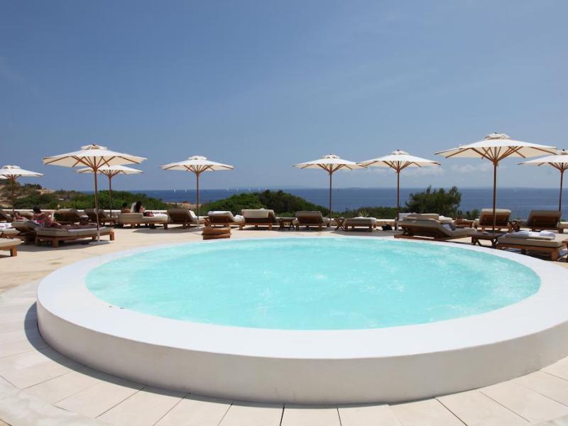 Destino Pacha Ibiza Resort