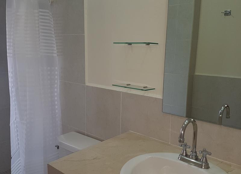 Nader Hotel & Suites