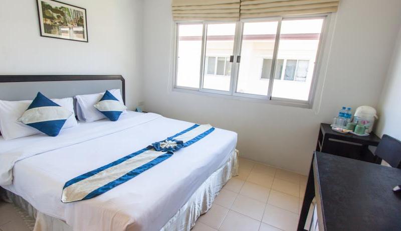 PP Charlie Beach Resort