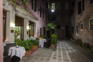 Отель Hotel Ateneo Италия, Венеция, фото 13