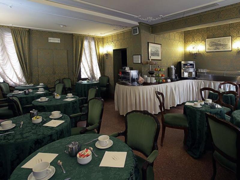 Hotel Ateneo
