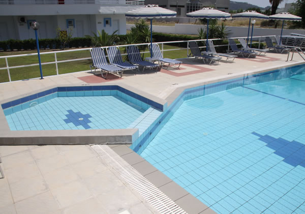 Lagonas Beach Hotel Apartments