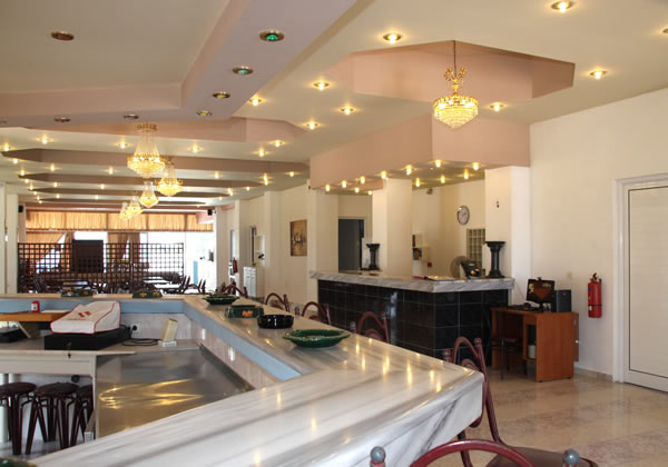 Lagonas Beach Hotel Apartments