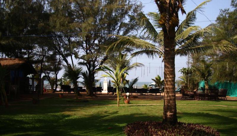 Chalston Beach Resort