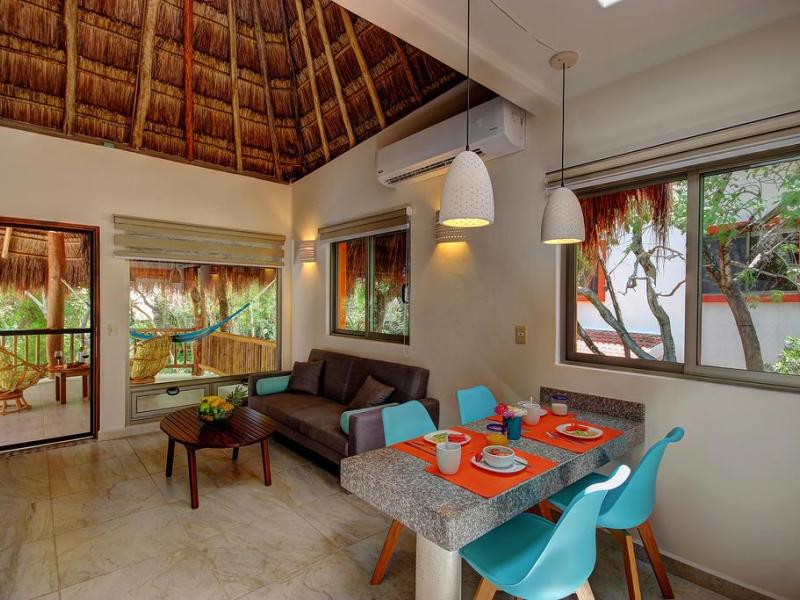 Riviera Maya Suites