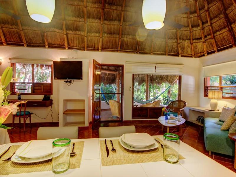 Riviera Maya Suites
