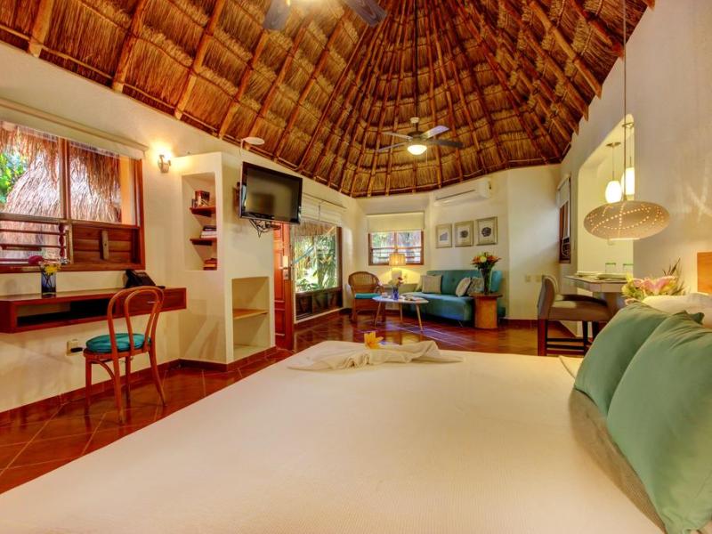Riviera Maya Suites