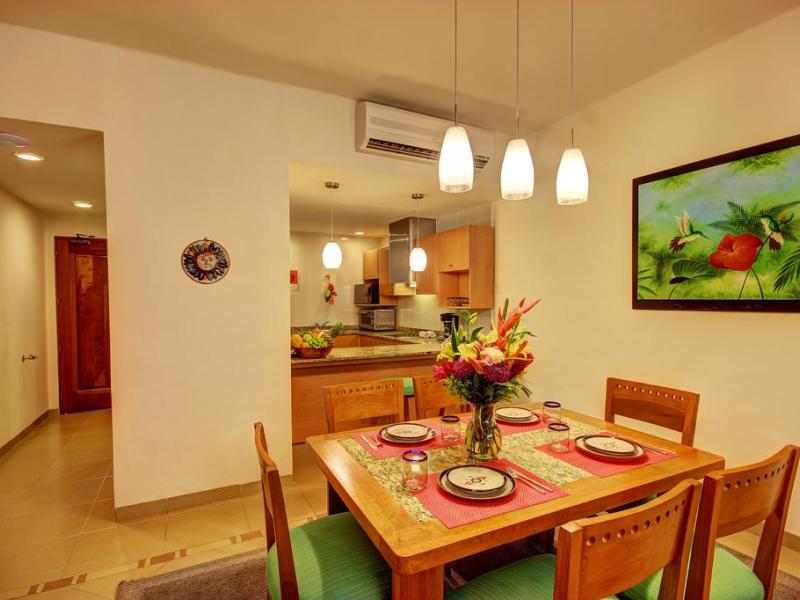 Riviera Maya Suites