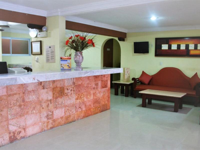 Suites Cancun Center