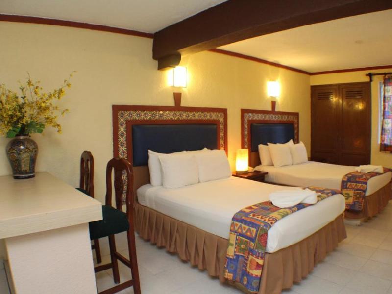 Suites Cancun Center