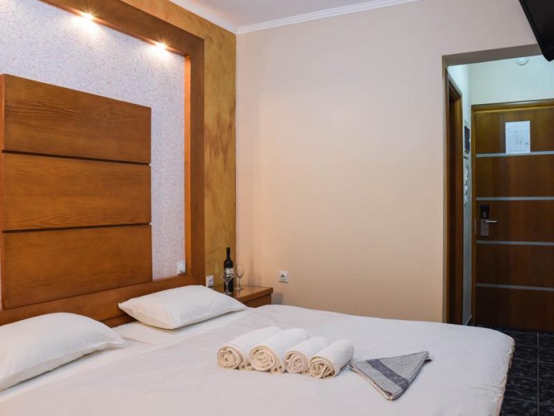 Sacallis Inn Beach Hotel