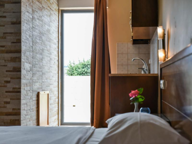 Sacallis Inn Beach Hotel