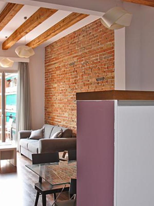 MH Apartments Center