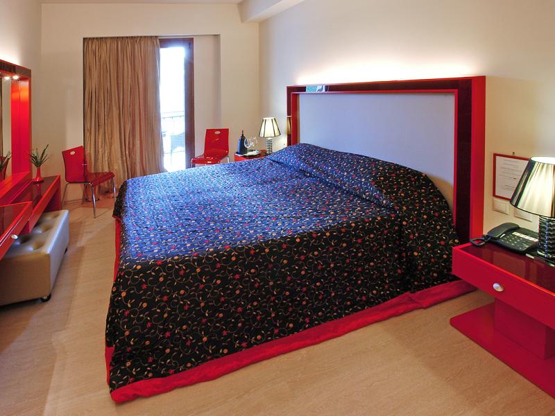 Lagadia 4 Seasons Hotel