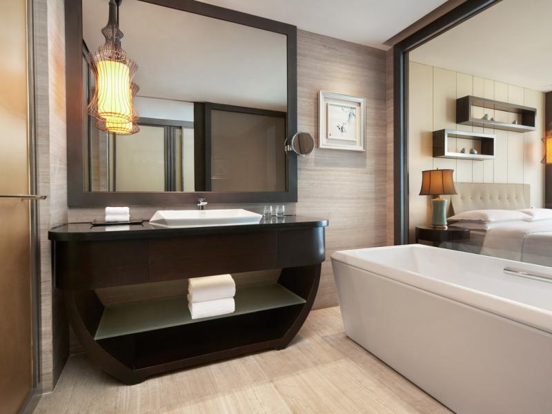 Sheraton Shanghai Waigaoqiao Hotel