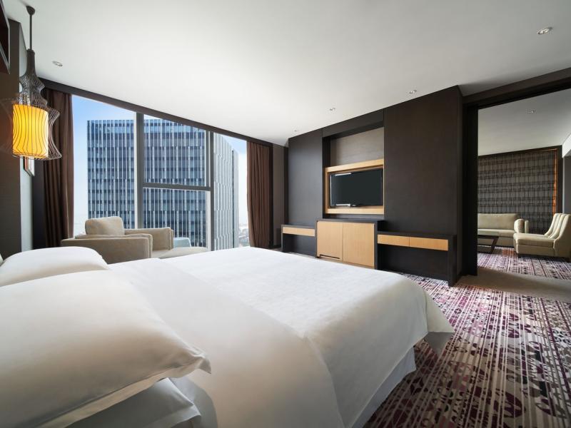 Sheraton Shanghai Waigaoqiao Hotel