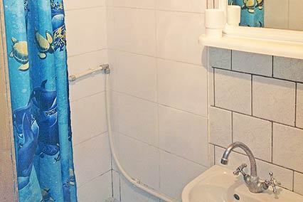 Дельфин База Отдыха (Ласпи)