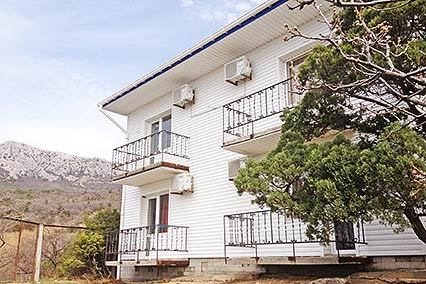 Дельфин База Отдыха (Ласпи)