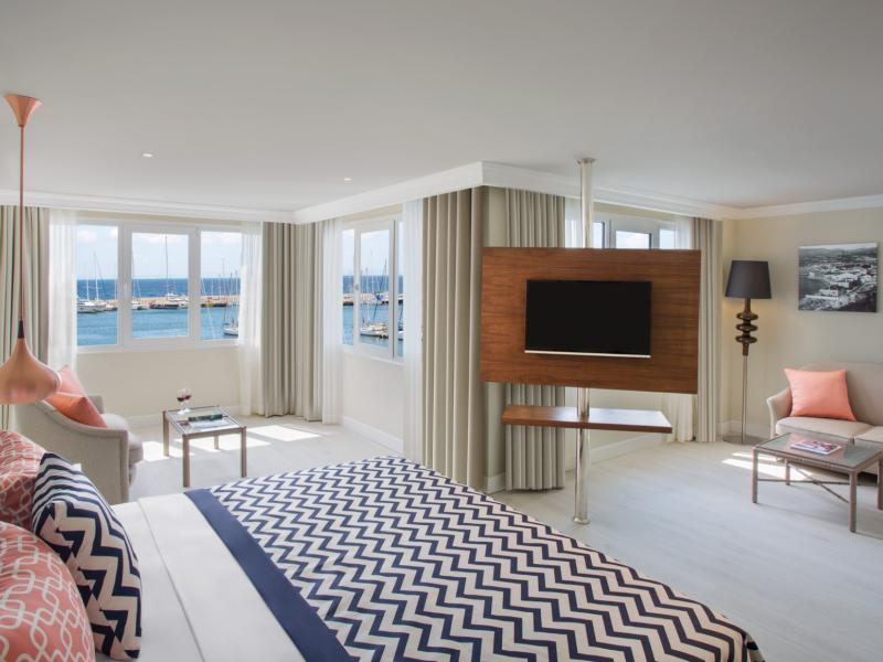 Paloma Marina Suites