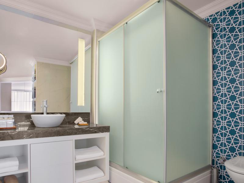 Paloma Marina Suites