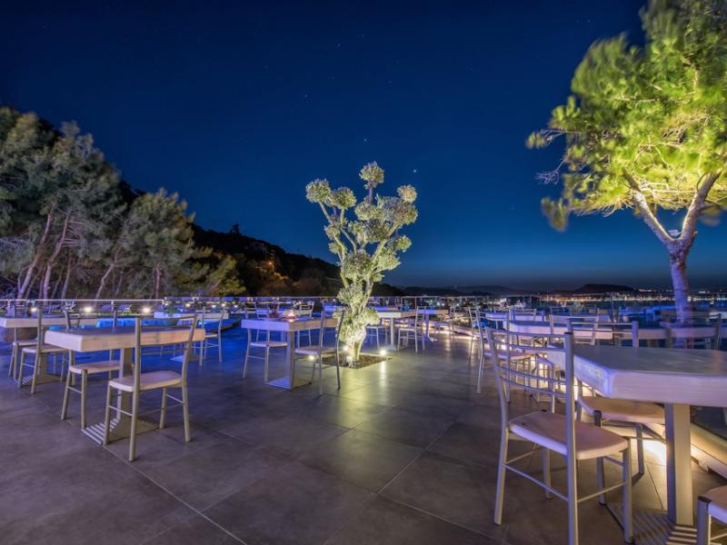 Ionian Hill Hotel 