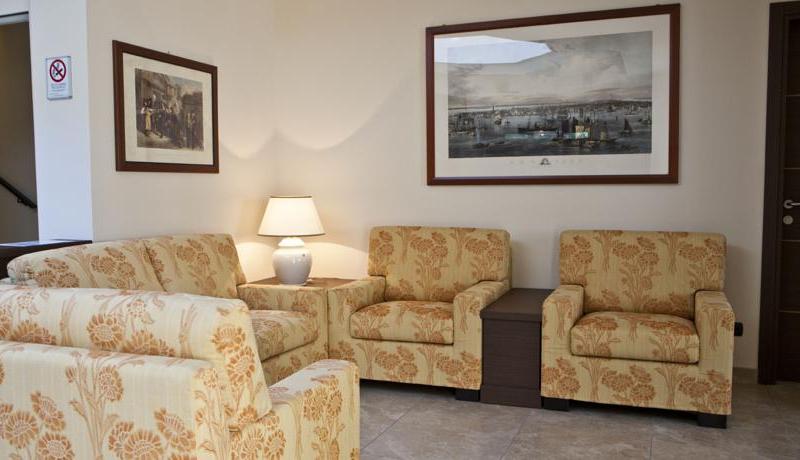 Raya Hotel Motel