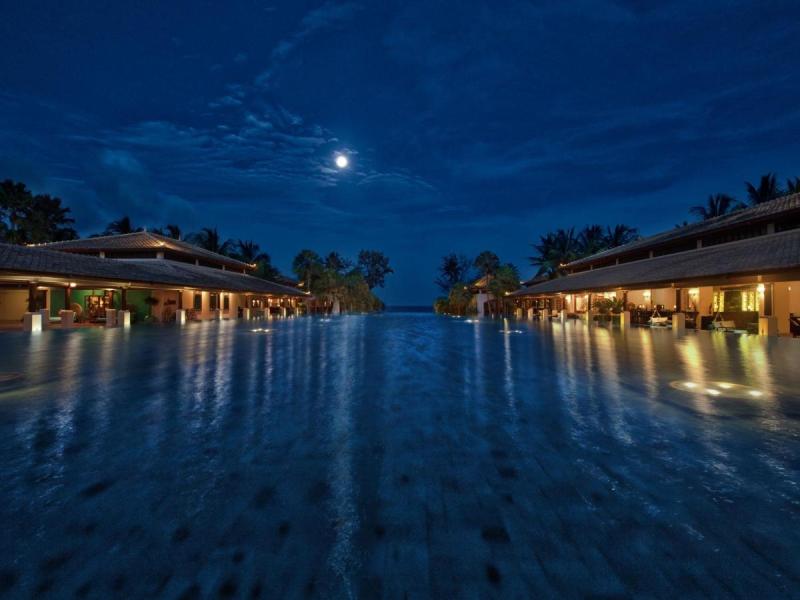 Marriotts Phuket Beach Club