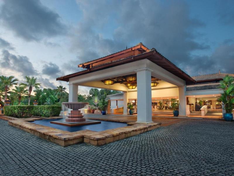 Marriotts Phuket Beach Club