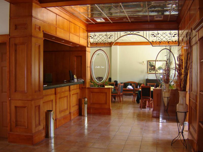 Paradise Inn
