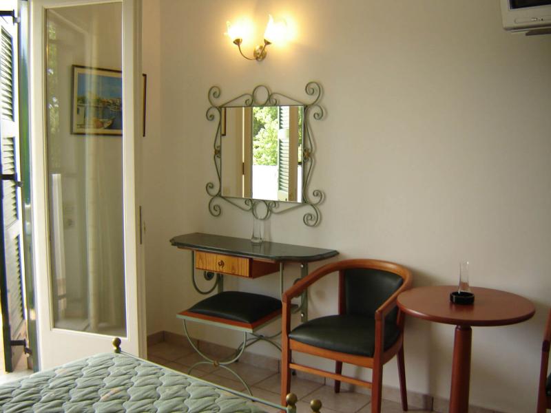 Paradise Inn
