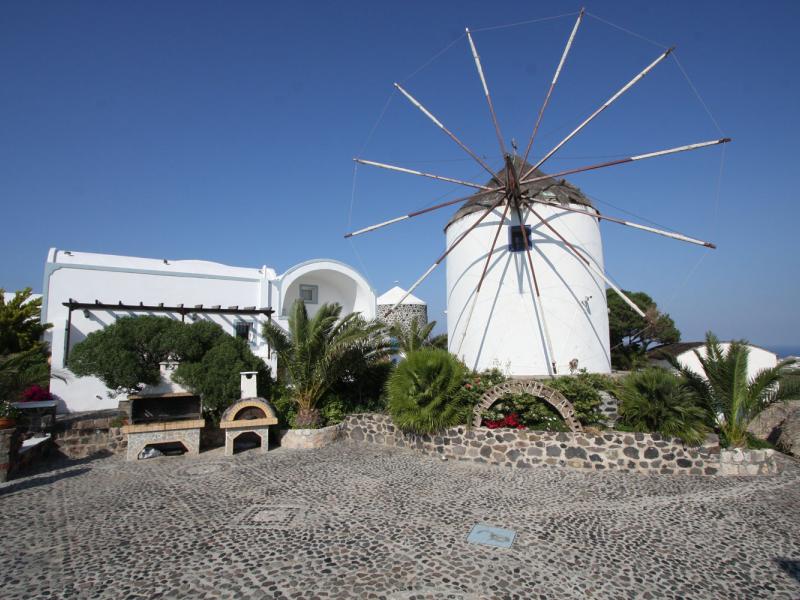 Milos Villas Hotel