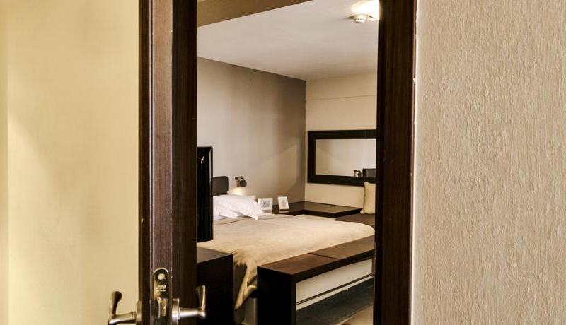 12 Months Luxury Resort