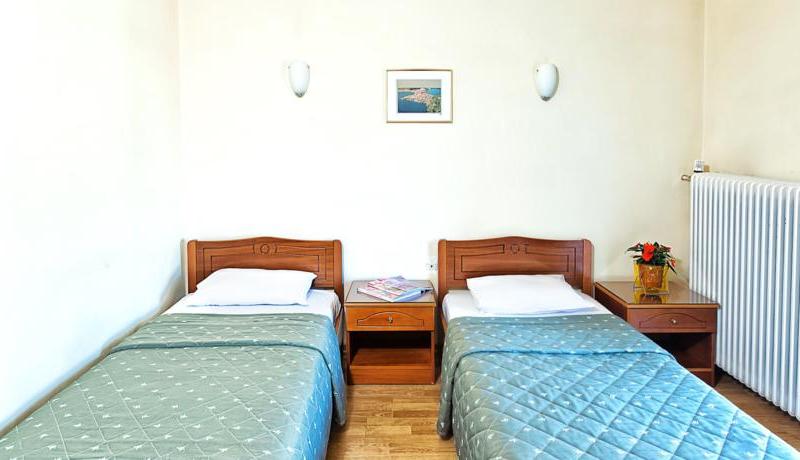 Keletron Hotel